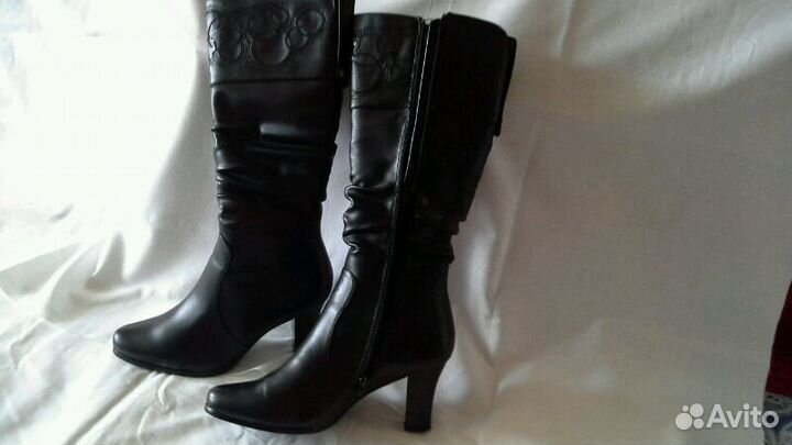 Сапоги осенние утепленные в отличном состоянии