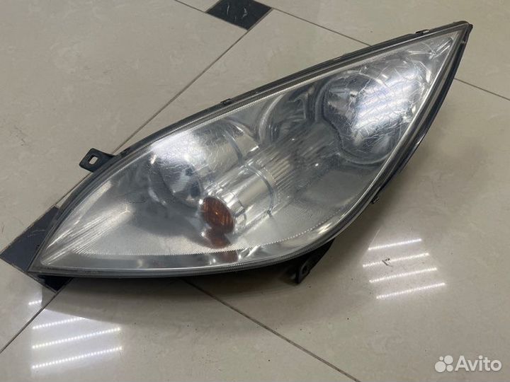 Фара передняя левая Mitsubishi Colt Z34A 135930