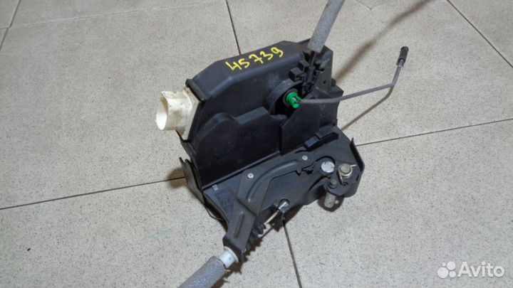 Замок двери задней левой Land Rover Range Rover I