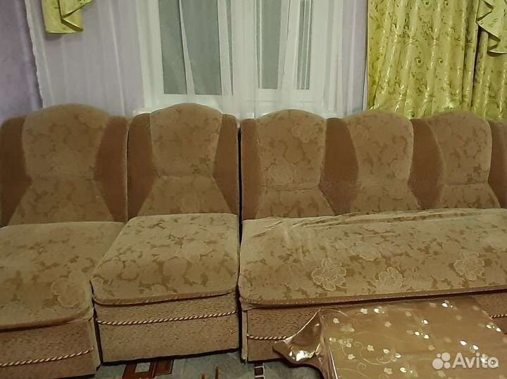 Угловой диван