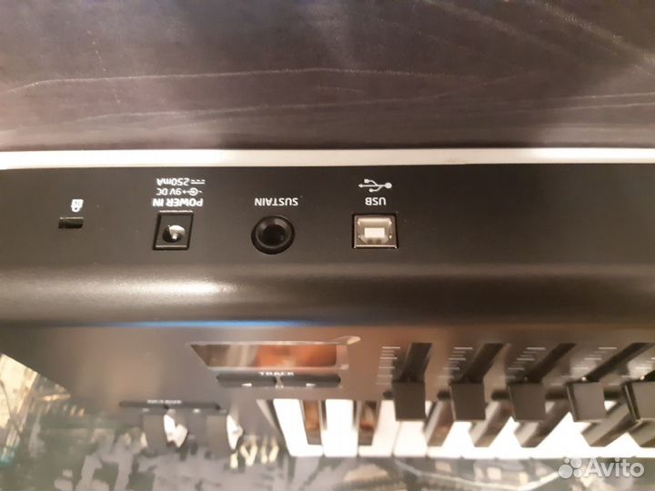 Novation Launchkey 61 MK2