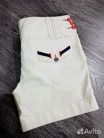 Шорты женские