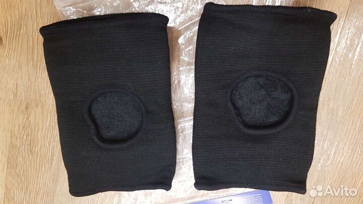 Защита для коленей новая Sprinter 5-7 лет