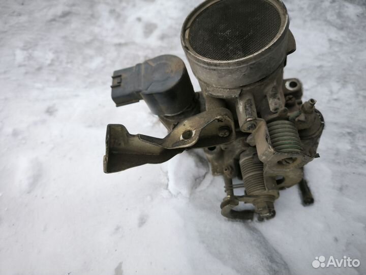 Дроссельная заслонка March/Cube