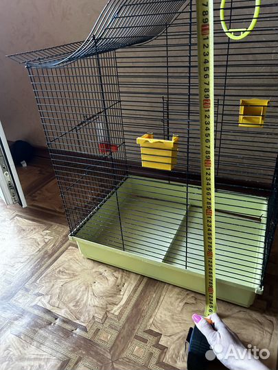 Большая клетка для птиц