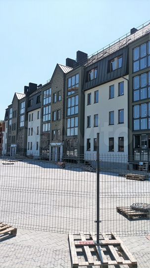 2-к. квартира, 73,3 м², 1/4 эт.