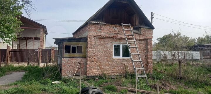 Дом 25 м² на участке 6 сот.