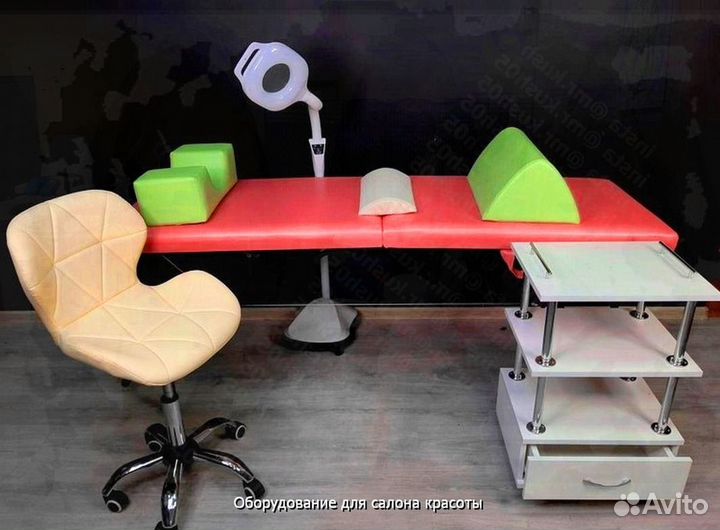 Массажный стол