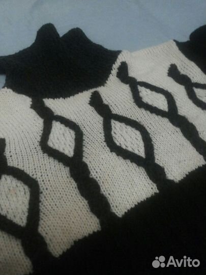 Свитера ручной вязки