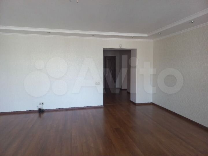 3-к. квартира, 120 м², 9/13 эт.