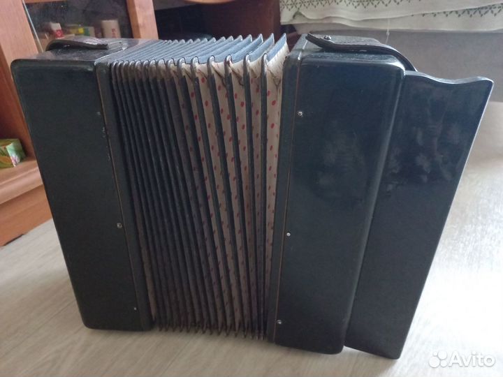 Гармонь тульская