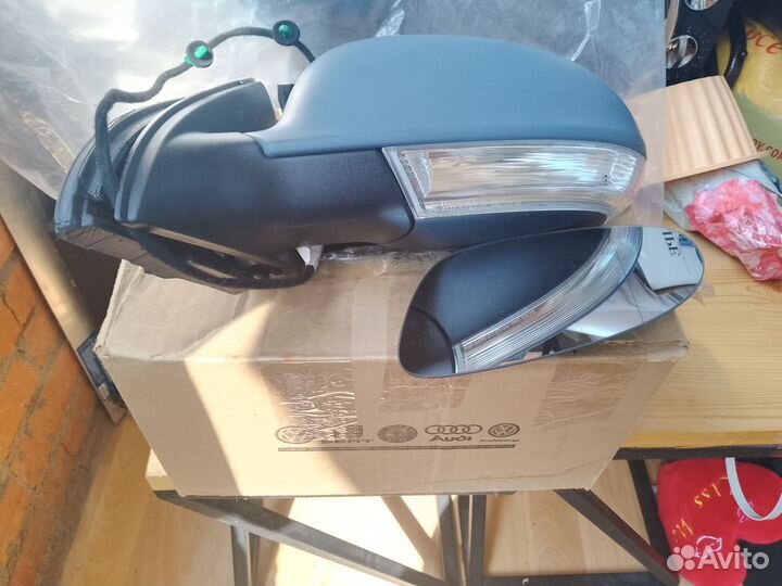 Зеркало левое volkswagen jetta 5