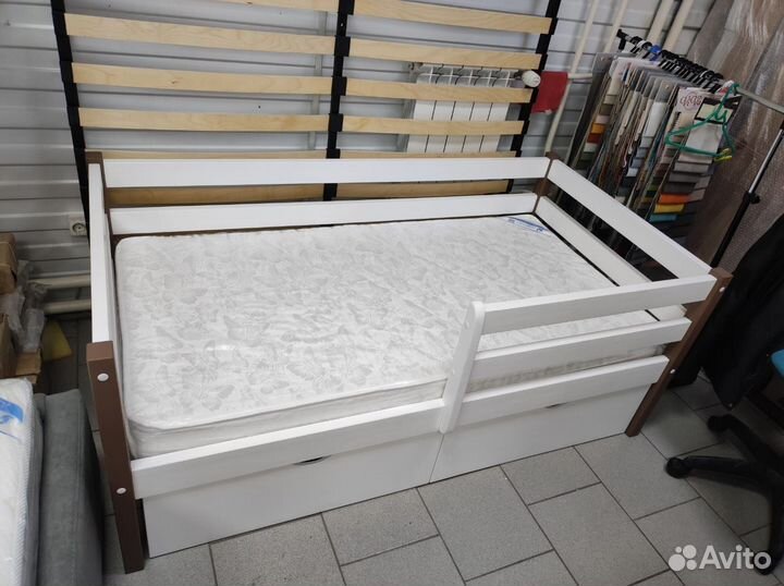 Кровать детская