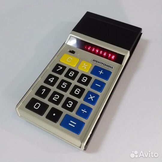 Микрокалькулятор 