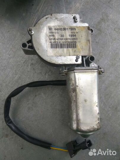 Мотор стеклоподъёмника Рено мидлум