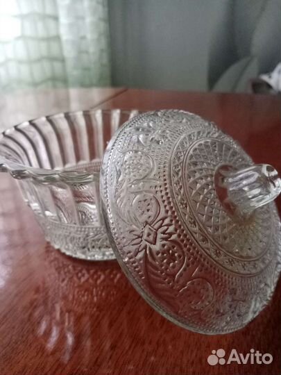 Ваза для варенья (конфетница)