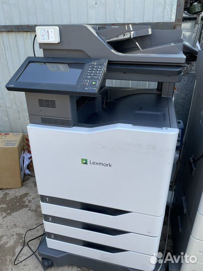 Мфу цветной принтер LexMark CX 825