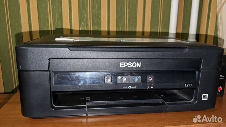 Принтер мфу Epson L210 c снпч (на запчасти)