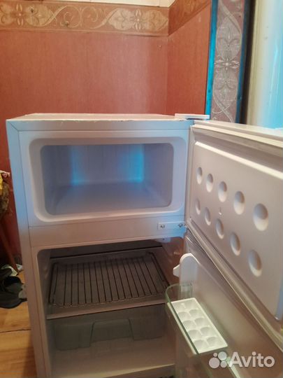 Холодильник бу маленький высота 85 см