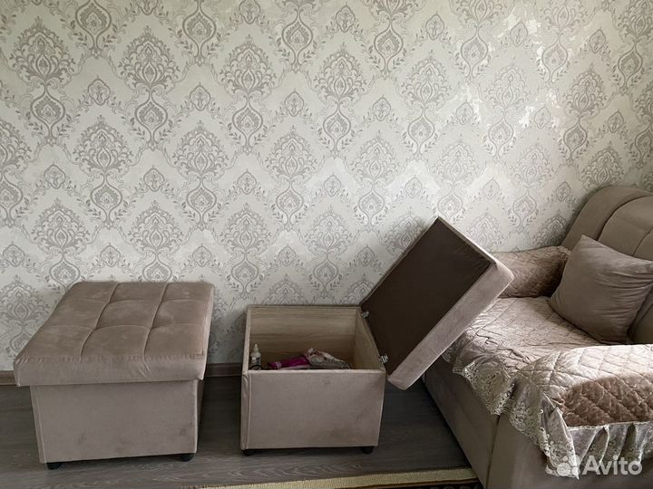 Диван с креслами