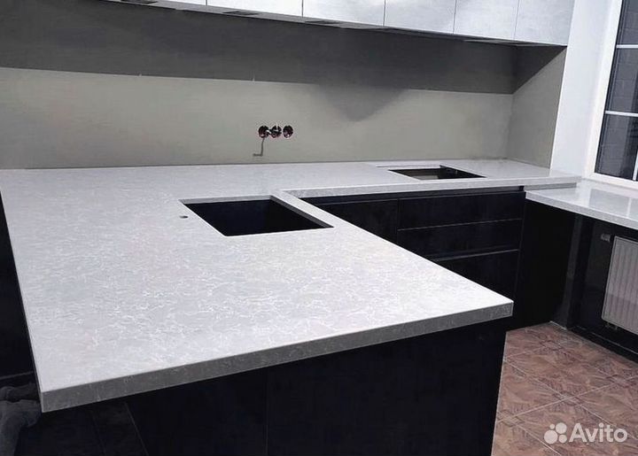 Столешница на кухню кварц
