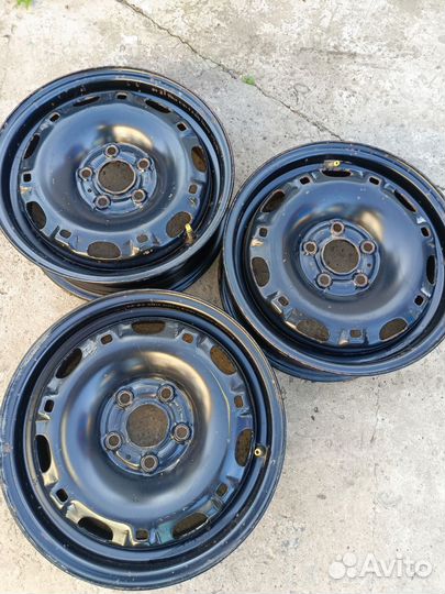 Диски R 14 штамповка, три штуки. VAG