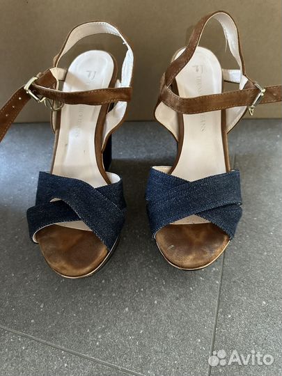 Босоножки на танкетке uggs и Trussardi