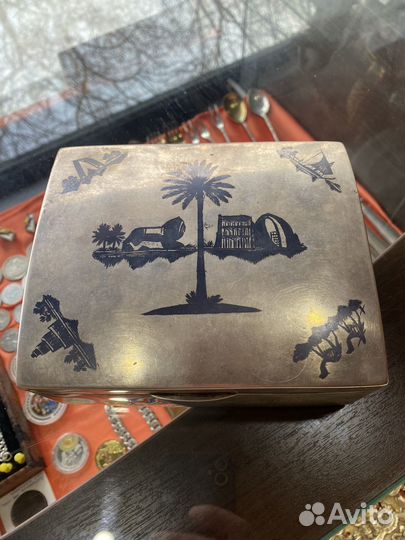 Серебряная шкатулка