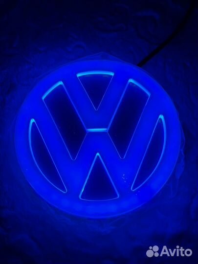 Эмблема для автомобиля светодиодная