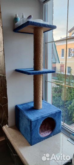 Домик для кошки с когтеточкой бу