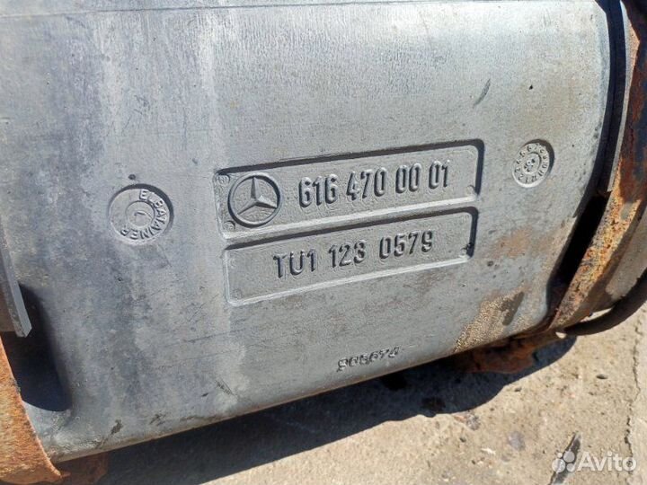 Бак топливный Mercedes 809 673.013 364.907 OM 364