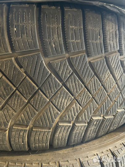 Pirelli Ice Zero 235/55 R19 105H