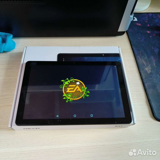 Планшет андроид 11 (почти новый)