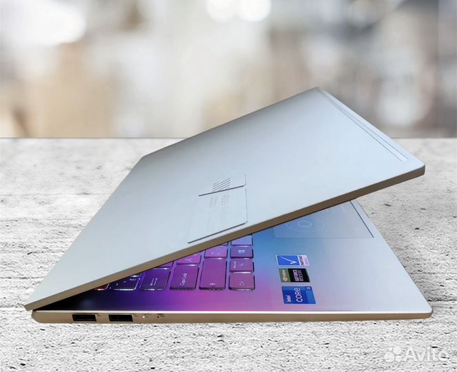 Продам Мощный Ноутбук asus Vivobook 2023 oled