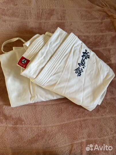 Кимоно для каратэ киокушинкай