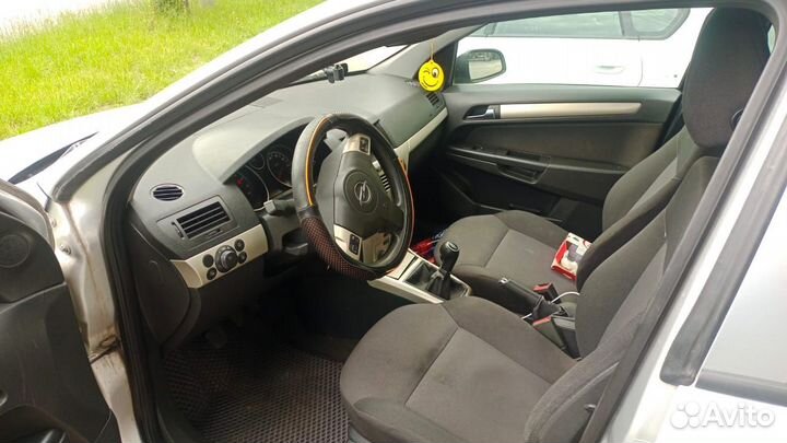 Opel Astra 1.6 МТ, 2008, 2 600 км