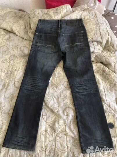 Джинсы Hugo boss