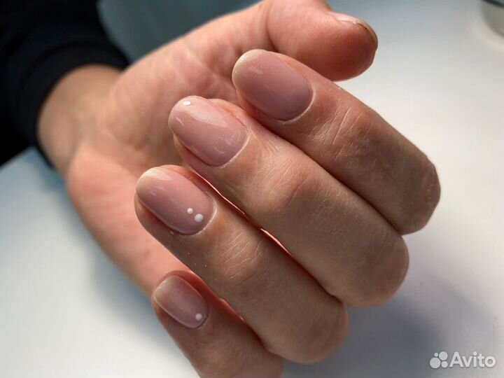 Маникюр, гель-лак