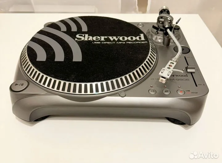 Ванилиновый проигрыватель Sherwood PM 9906