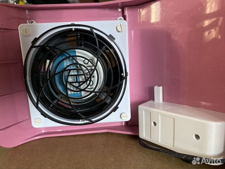 Вытяжка пылесос для маникюра