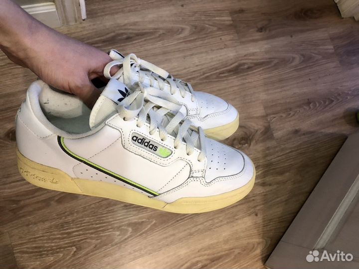 Кроссовки adidas, 39 размер