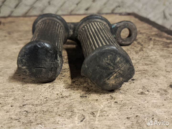 Подножки пассажира на мотоцикл иж