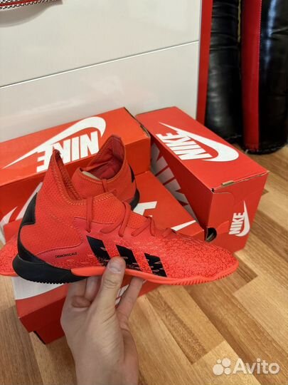 Бутсы adidas predator freak