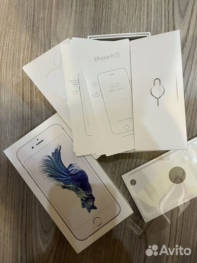 Коробка от iPhone 6s