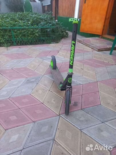 Новый самокат. Не катались