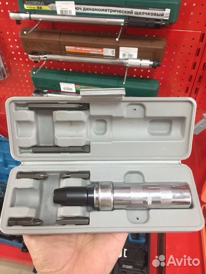 Отвертка ударная (6 насадок) - бит 8мм 