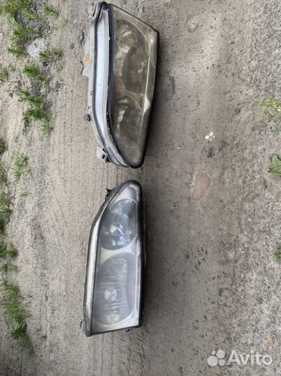 Фары на toyota corolla levin