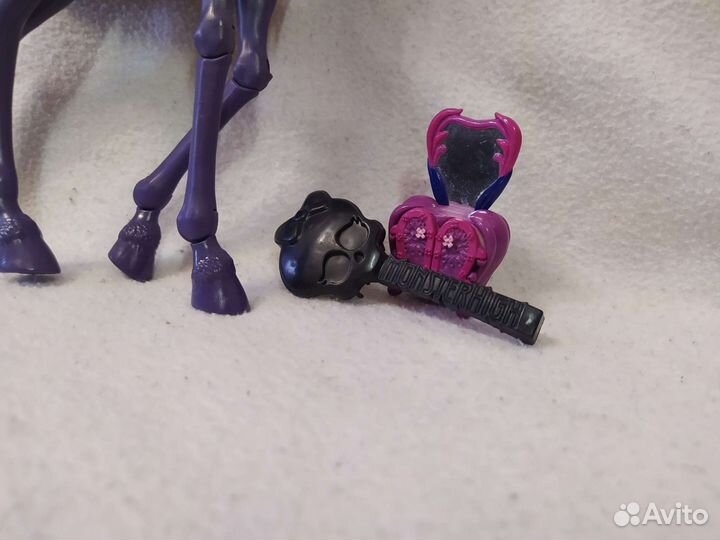 Монстер Хай Авеа Троттер