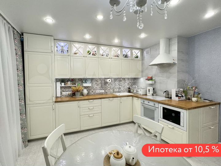2-к. квартира, 59,3 м², 1/18 эт.