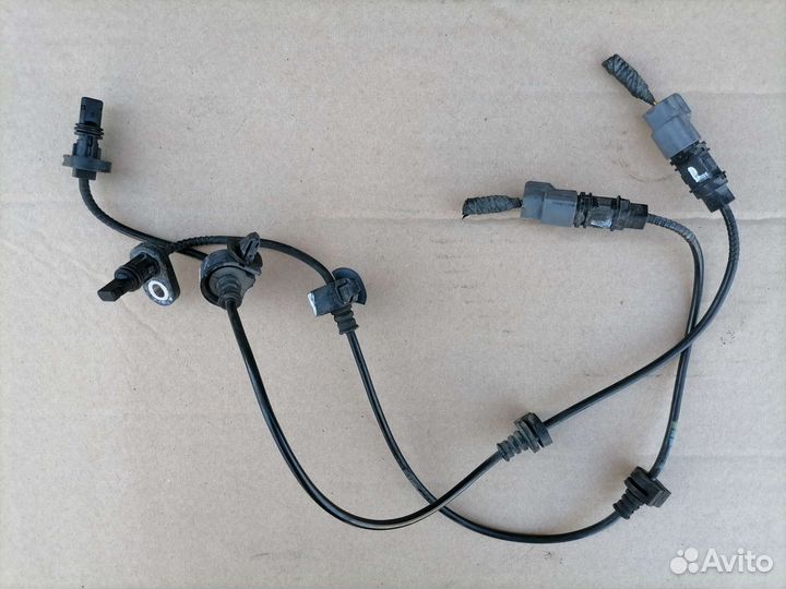 Задний левый датчик ABS Honda civic 4d